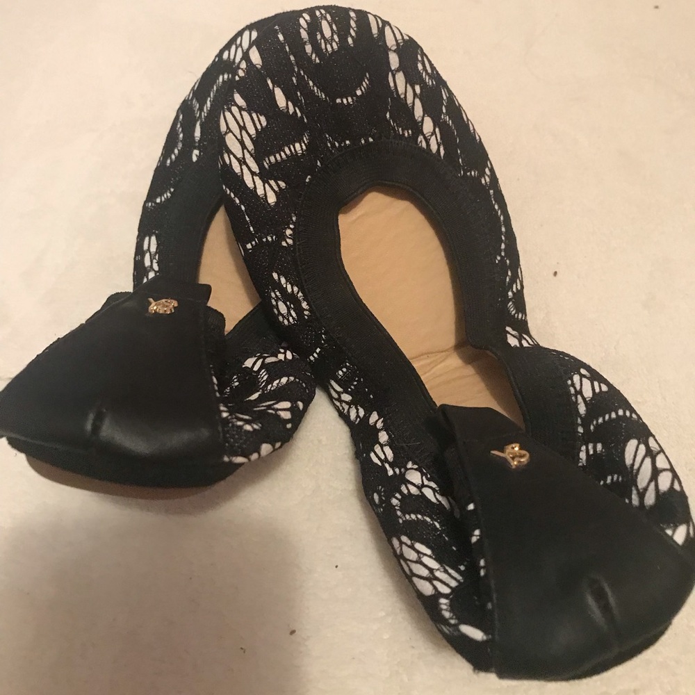 YS Yosi Samra flats.